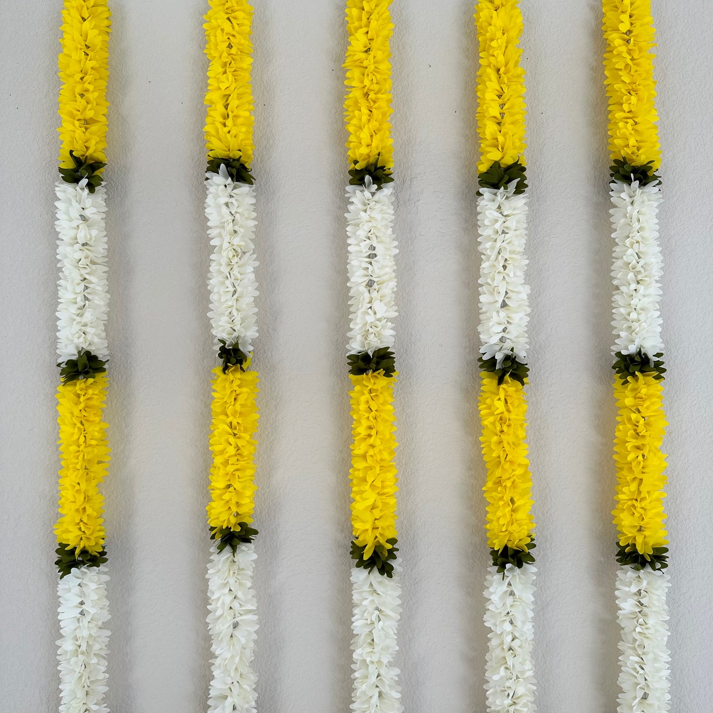 3.5Ft Yellow-White Fabric Garland (1Pc)