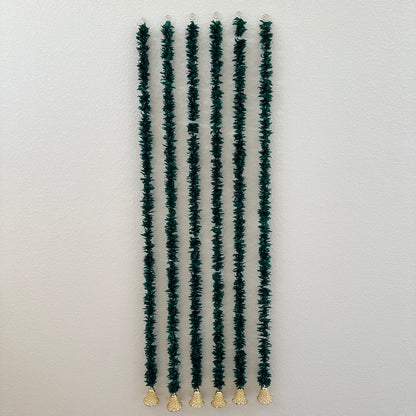 5Ft Green Plastic Garland (1Pc)
