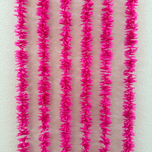 5Ft Pink Plastic Garland (1Pc)
