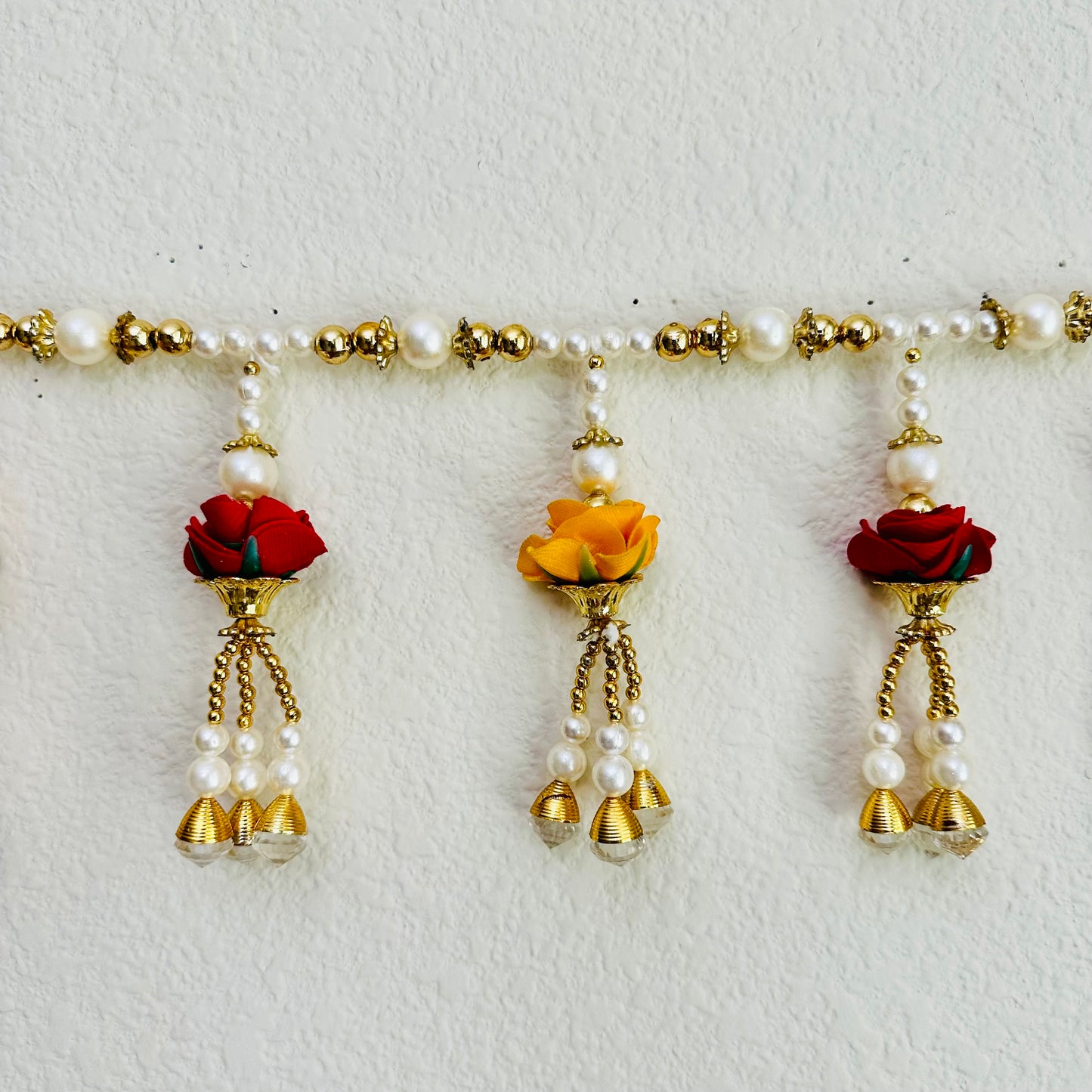 Roses & Beads Toran