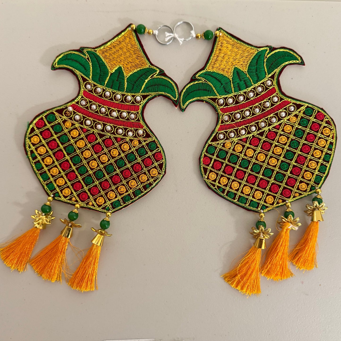 Kalash Hanging (1 Pair)