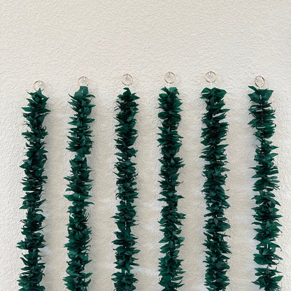 5Ft Green Plastic Garland (1Pc)