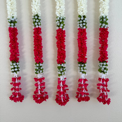 5Ft Red-White Fabric Garland (1Pc)
