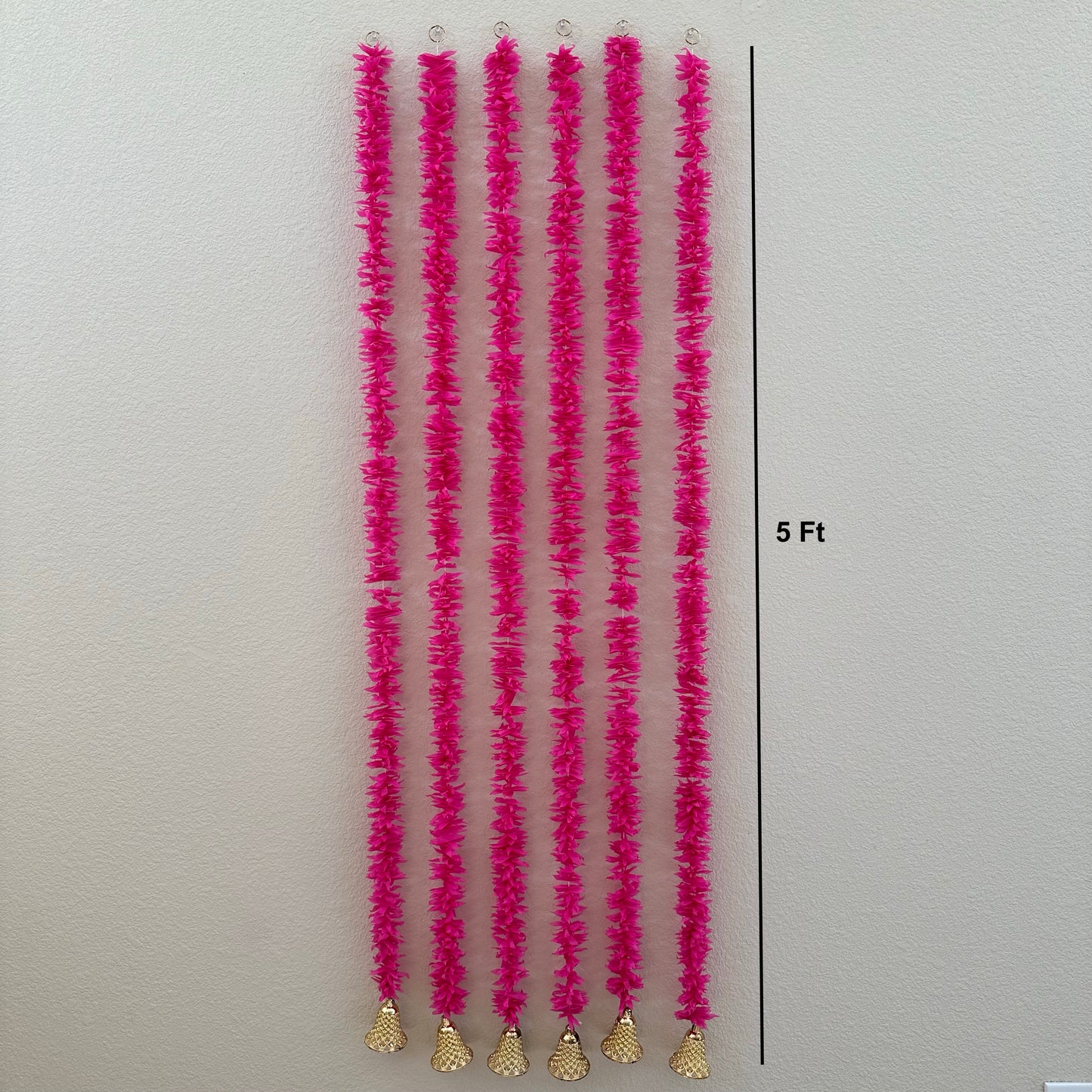 5Ft Pink Plastic Garland (1Pc)