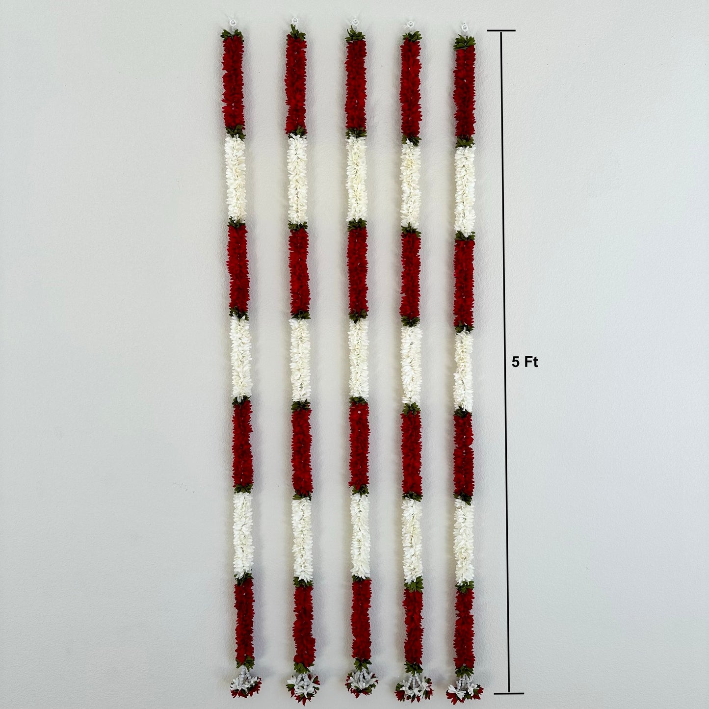 5Ft Red-White Fabric Garland (1Pc)